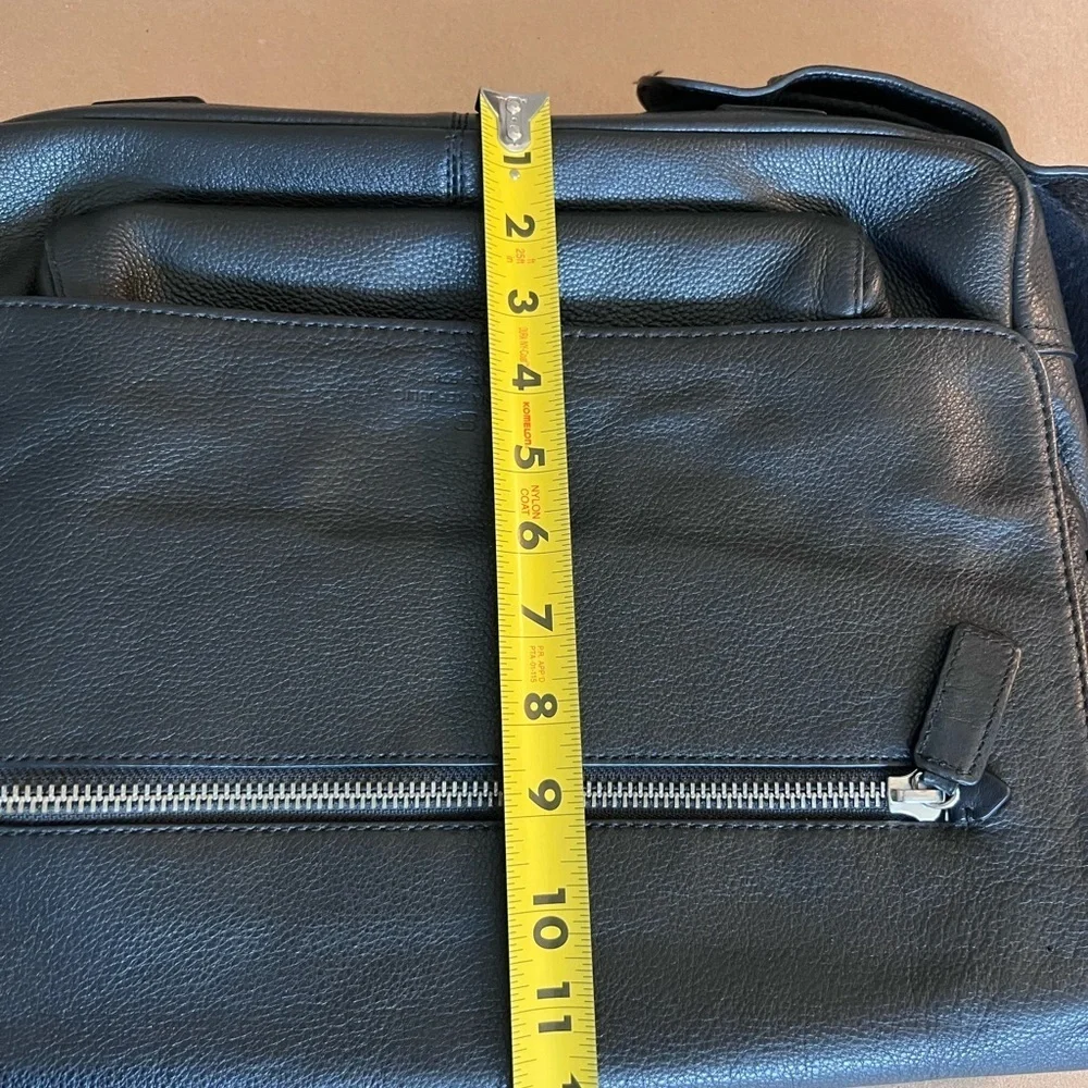Banana Republic Black Pebbled Genuine Leather Messenger Laptop Bag Fabric Strap